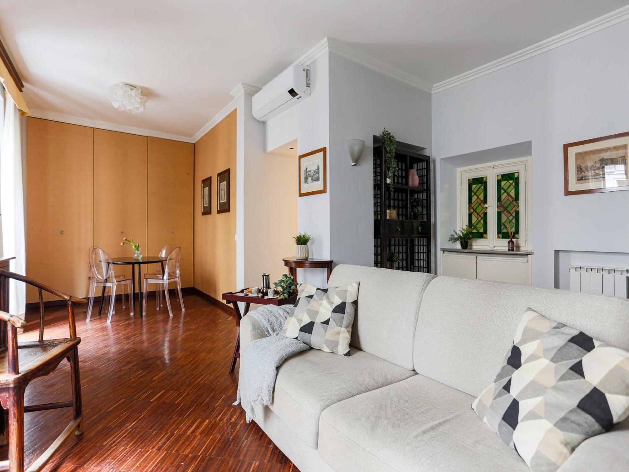 The Best Rent - Spacious One-Bedroom Apartment Near The Columns Of San Lorenzo Milano Eksteriør bilde